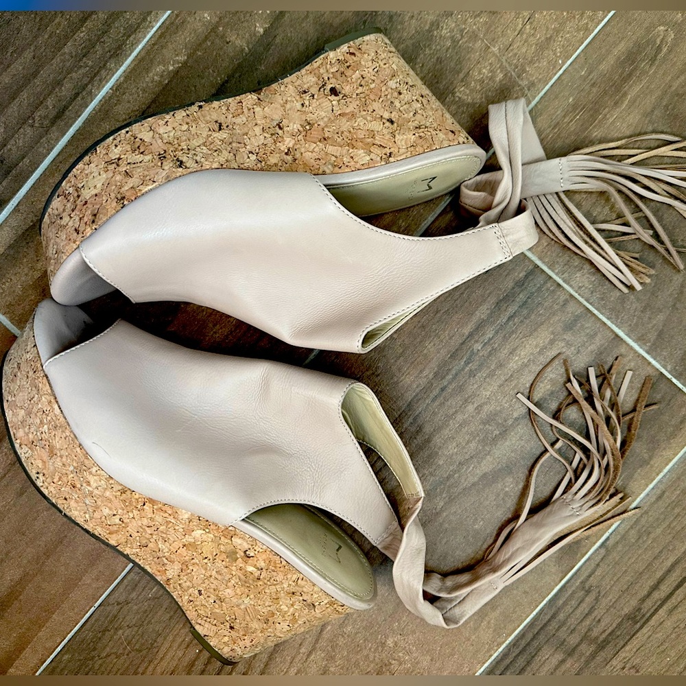 Marc Fisher Wedges